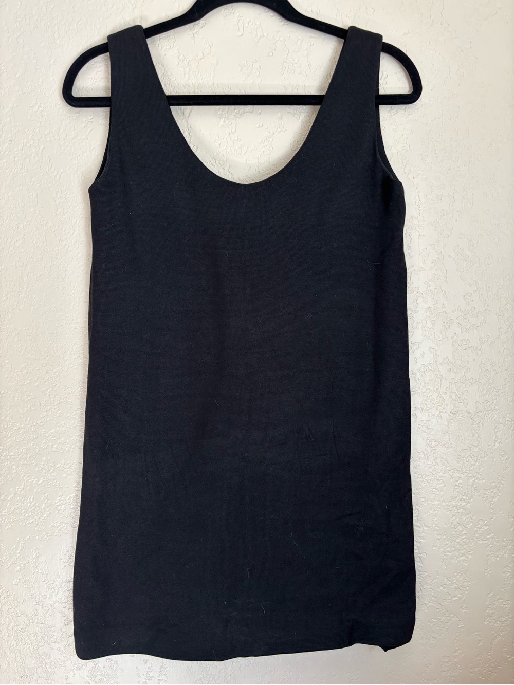 Vintage Sleek Black Scoop Neck Mini Dress
